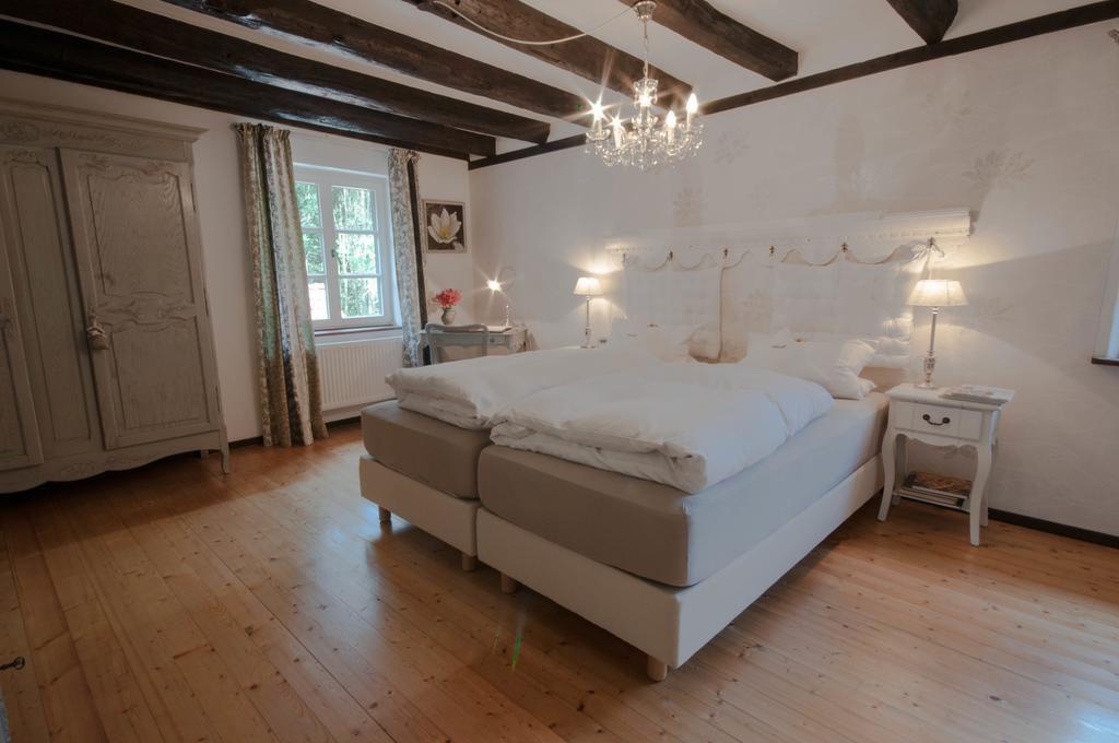 Gaestehaus Wahnenmuehle Erkrath Bagian luar foto